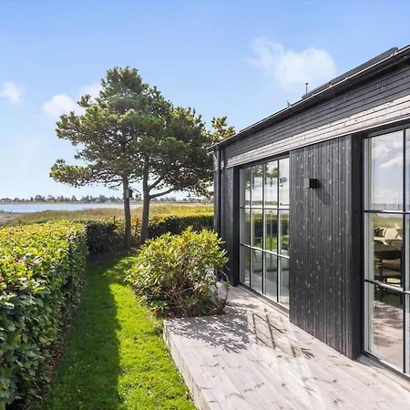 30099-malling-hyldevaenget-1 Ajstrup Strand