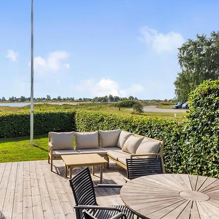 30099-malling-hyldevaenget-1 Ajstrup Strand